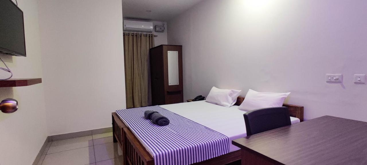 Arackal Inn Kottayam Extérieur photo